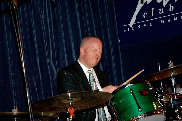 min 2005 04 06 ray 242
